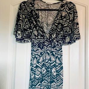 Tribal print nursing top